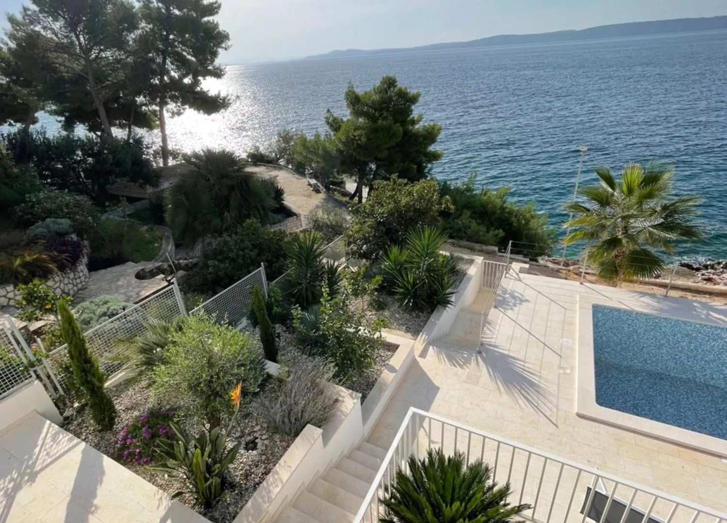 Beachfront Villa Leonardo With Pool Traù Croazia