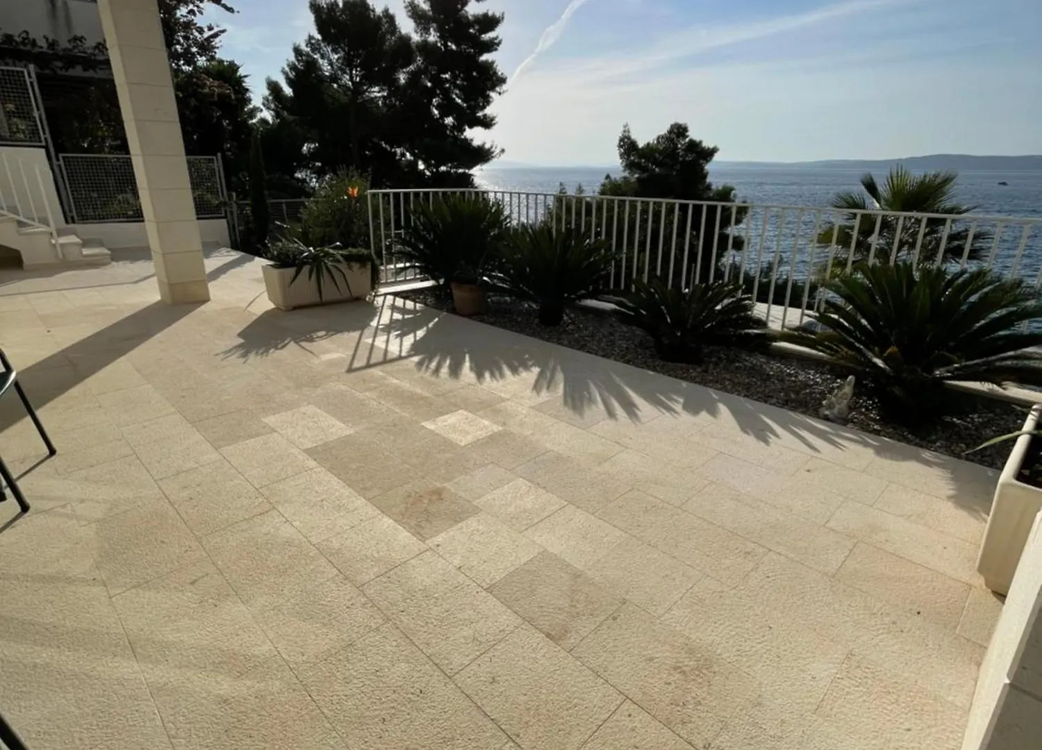 Beachfront Villa Leonardo With Pool Traù