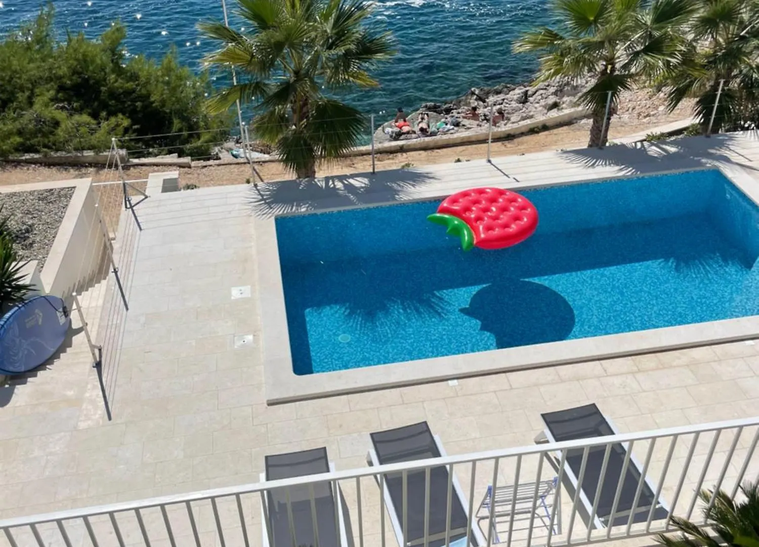 Beachfront Villa Leonardo With Pool Traù Croazia